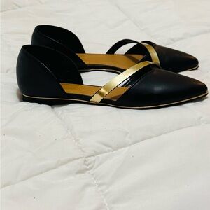 Chic Black and Gold Women's Loafers
